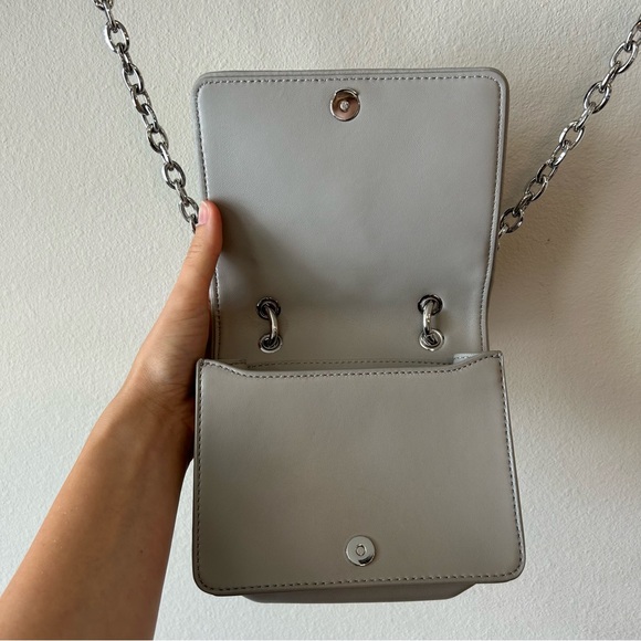 Tory Burch Alexa Mini Crossbody “Concrete” - Picture 4 of 10